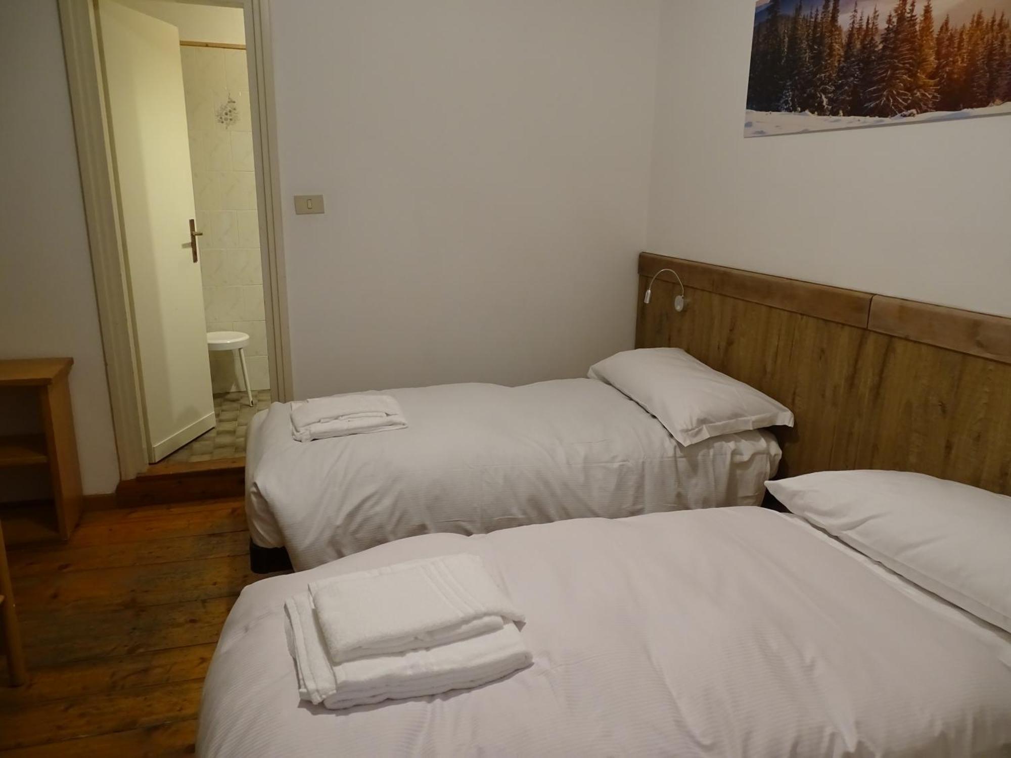 Hotel Al Sasso Di Stria Andraz Rum bild
